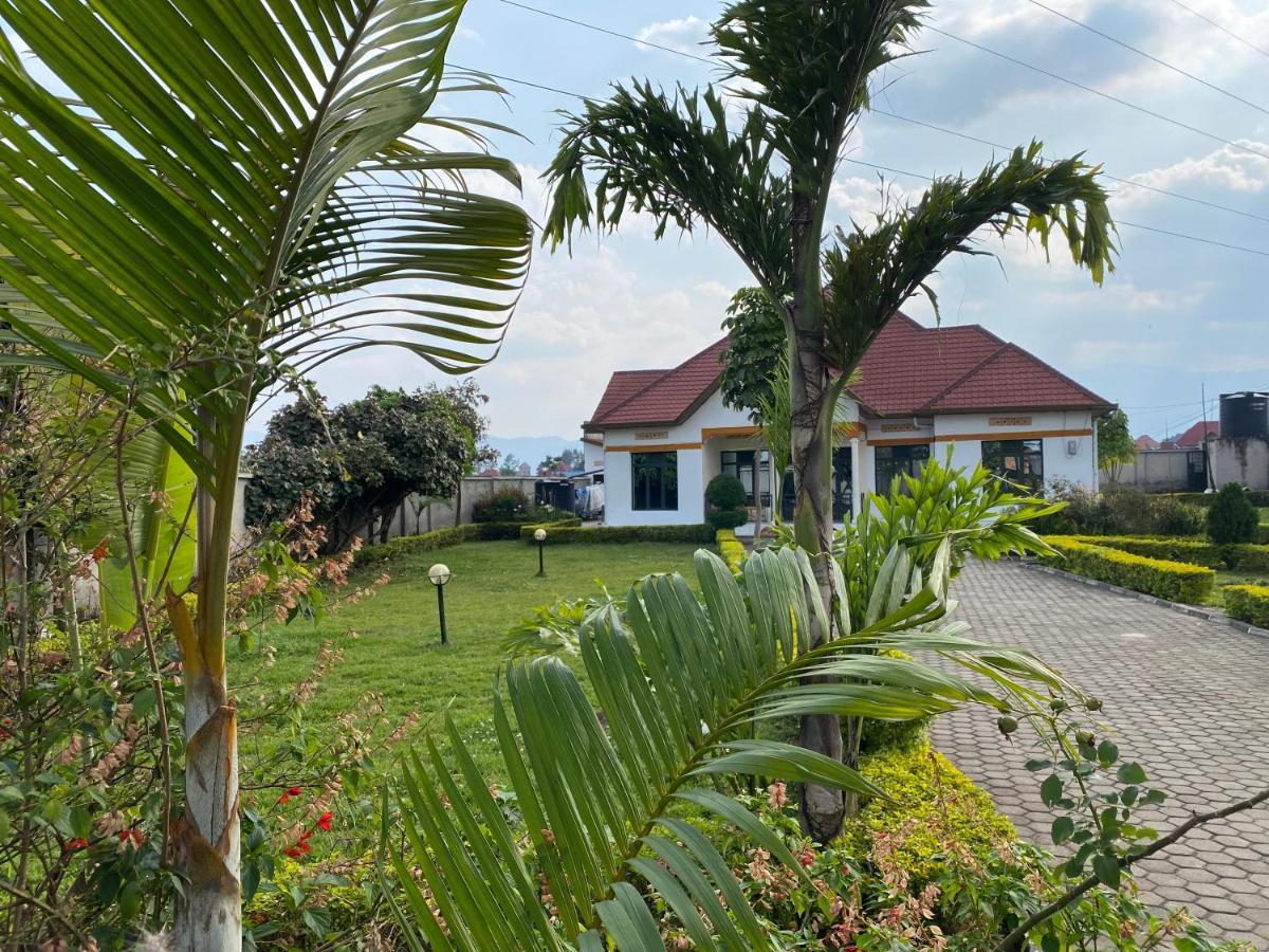 Virunga Homestays Рухенгери Екстериор снимка