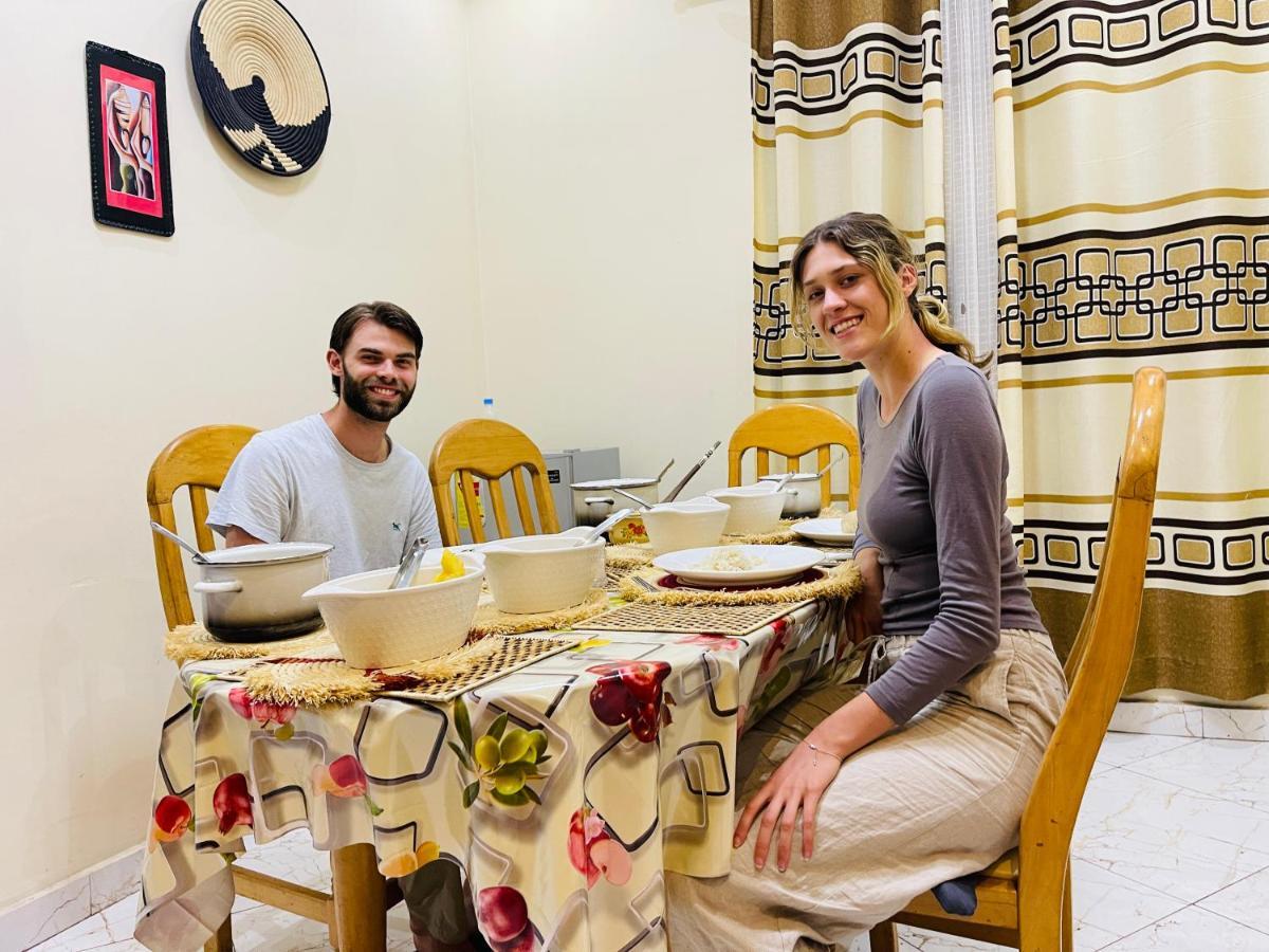 Virunga Homestays Рухенгери Екстериор снимка