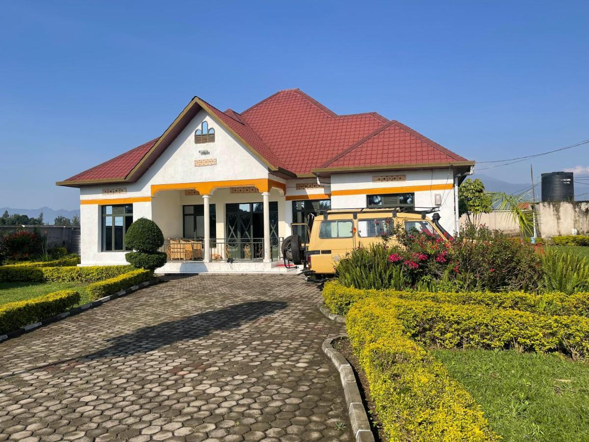Virunga Homestays Рухенгери Екстериор снимка